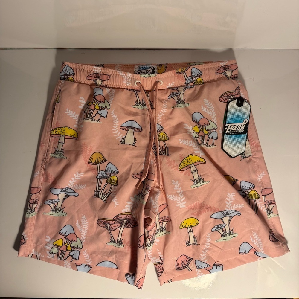 Fresh Prints of Bel-Air Men’s Model/mushroom Swim Trunks Small New With Tags